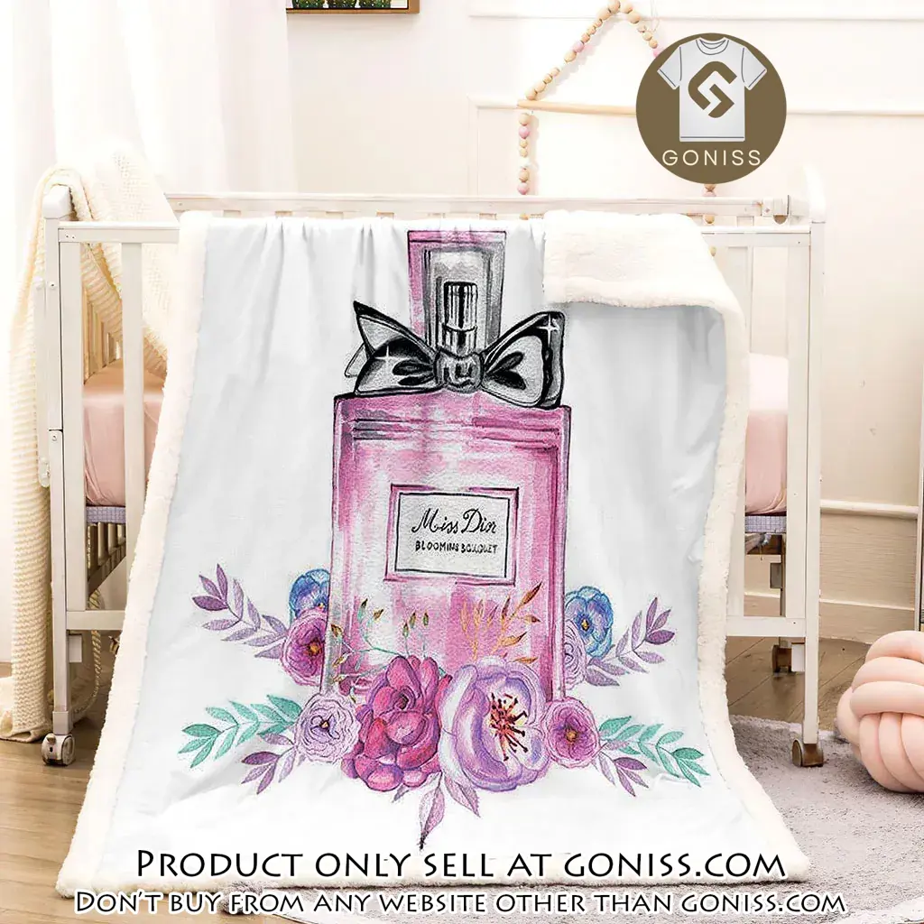 Chanel rose perfum luxury brand premium blanket fleece home decor gn5453826